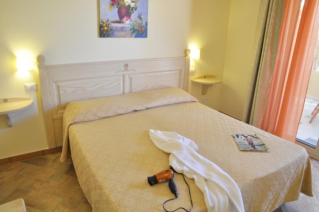 Affittacamere B&B La Villa Dei Graniti Villasimius Phòng bức ảnh