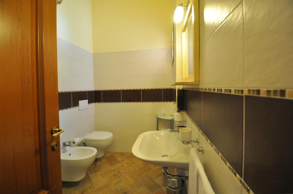 Affittacamere B&B La Villa Dei Graniti Villasimius Phòng bức ảnh