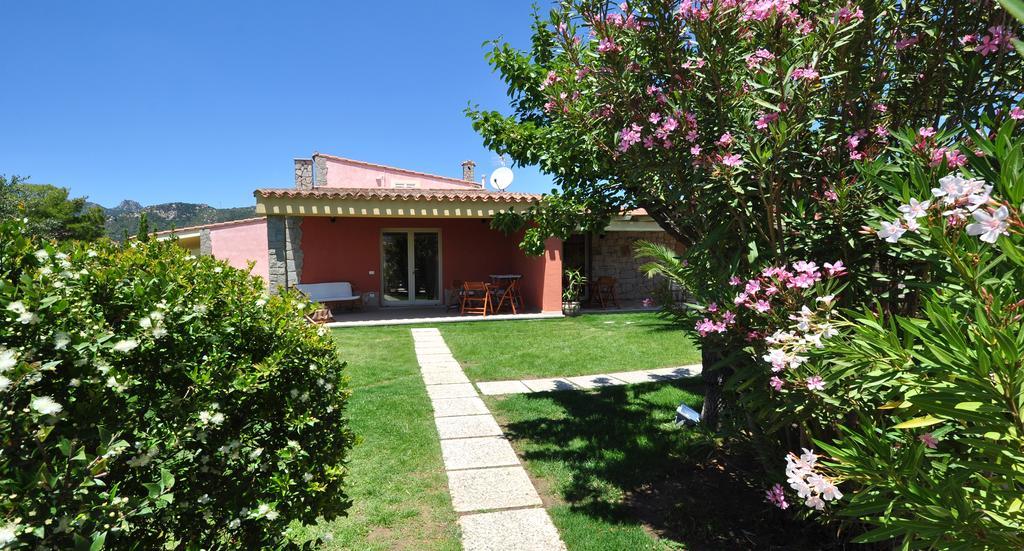 Affittacamere B&B La Villa Dei Graniti Villasimius Ngoại thất bức ảnh