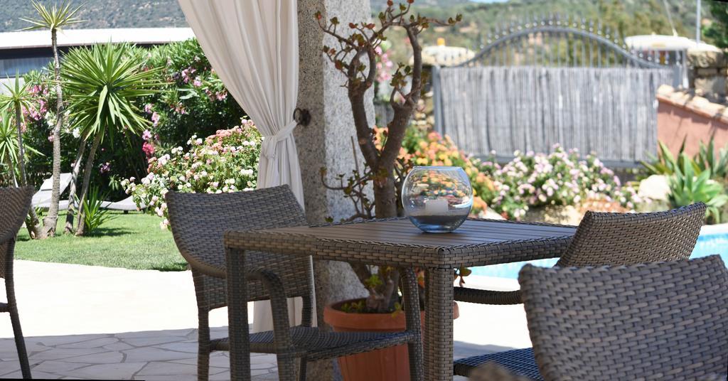 Affittacamere B&B La Villa Dei Graniti Villasimius Ngoại thất bức ảnh