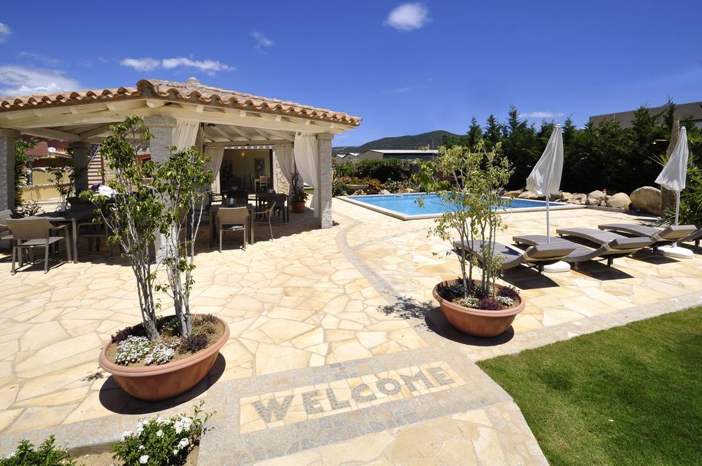 Affittacamere B&B La Villa Dei Graniti Villasimius Ngoại thất bức ảnh